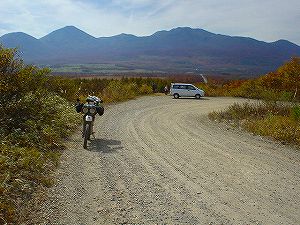 ����242�㕽�X��