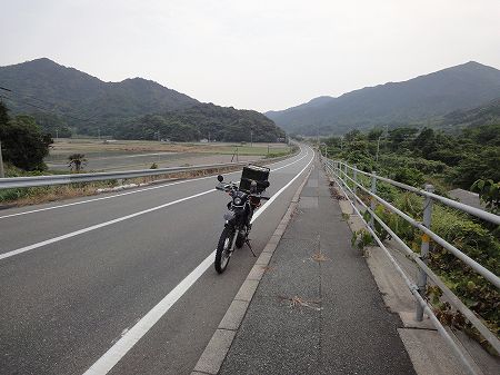 �T�G�K���T