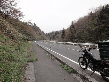 �v��{���T