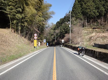 �T�����S