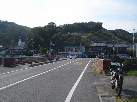 �������P