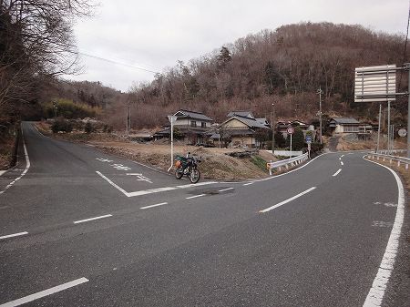 �������V