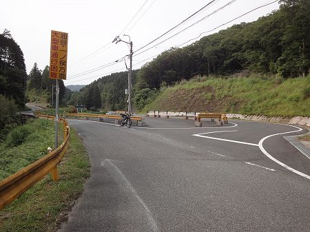 ���������U