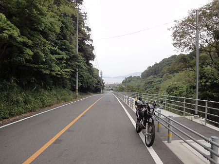 ���g�˓��R