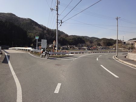 �������V