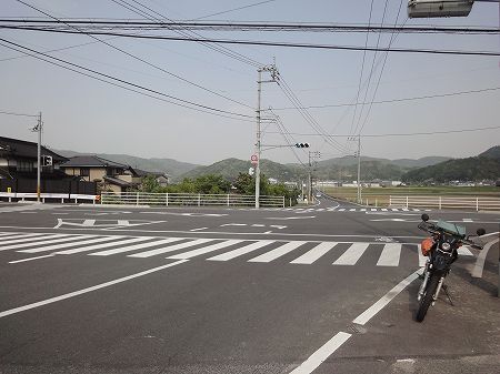 �������P