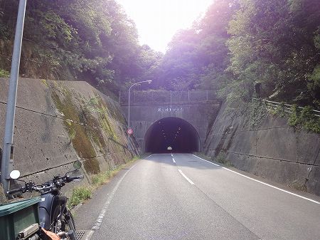 �������R