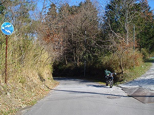 ��l�������Ɏc�鉝���̌x���W��