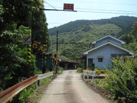 �Ɠc�׌��ѓ�