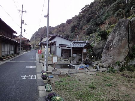 �F��n���_�L�����@���Ƃ̂ς킷��