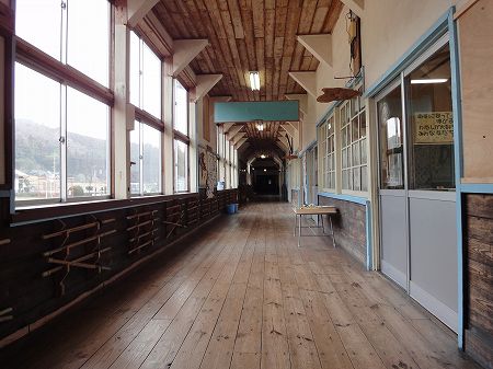 ���g�c�����O�䐼���w�Z�L���@���Ƃ̂ς킷��