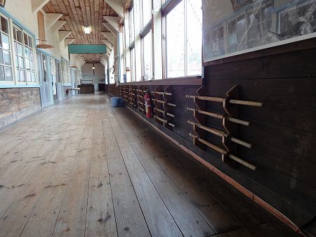 ���|���c�s���ψ���K���w�����������Ȃ�w���@���Ƃ̂ς킷��