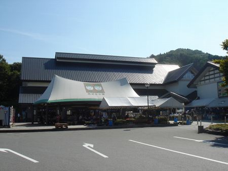 ���̉w�����Ł@���Ƃ̂ς킷��